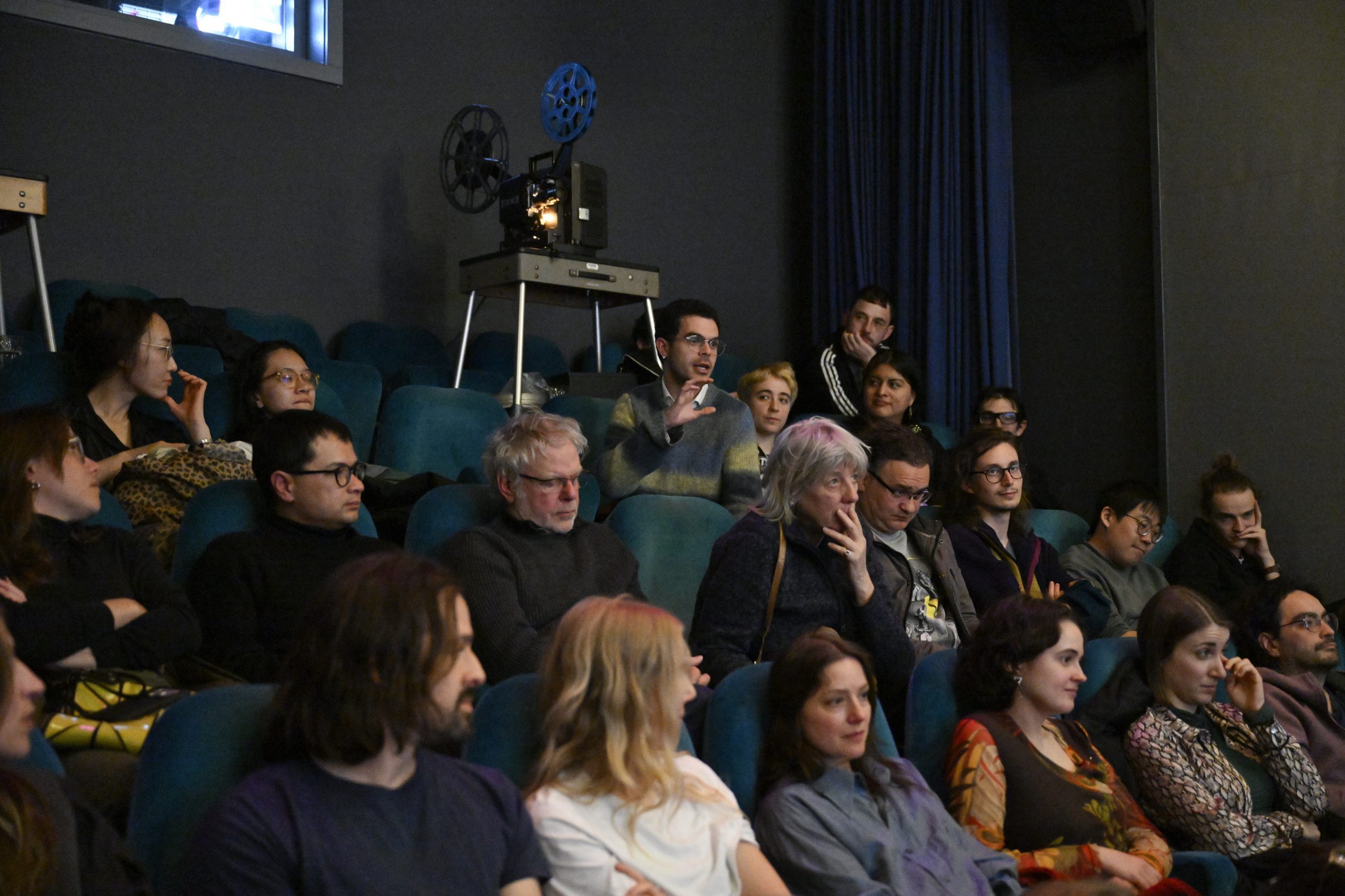 7Between Film and Art 99